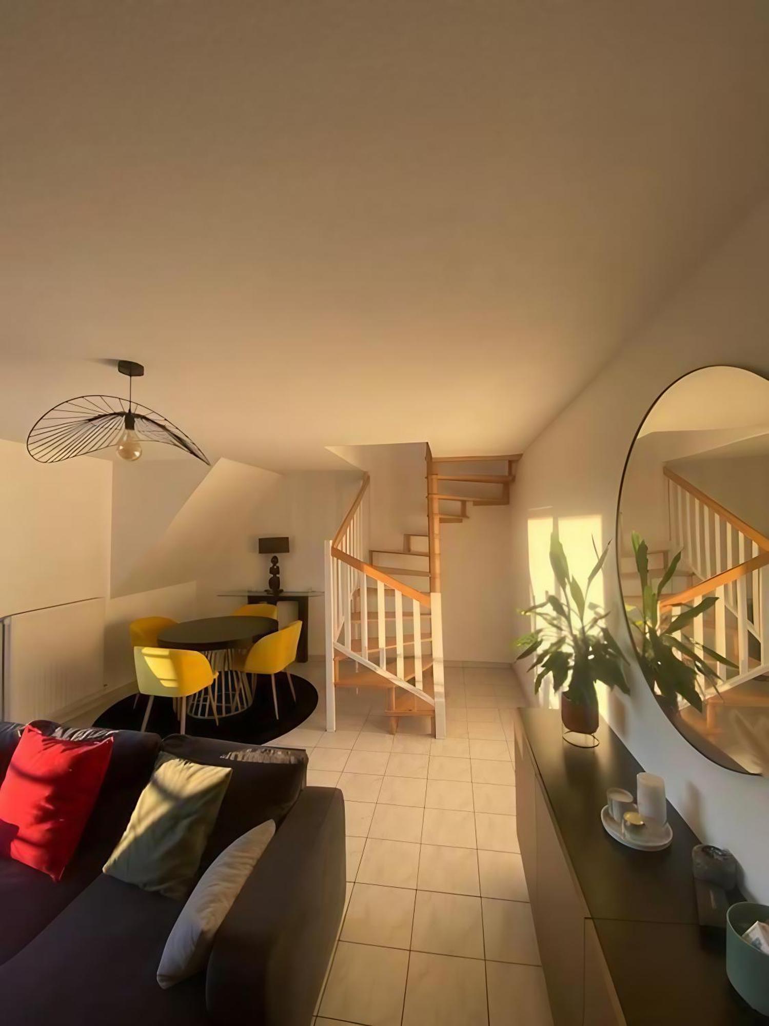 Superbe Duplex Proche Centre Ville Parking Gratuit コルマール エクステリア 写真